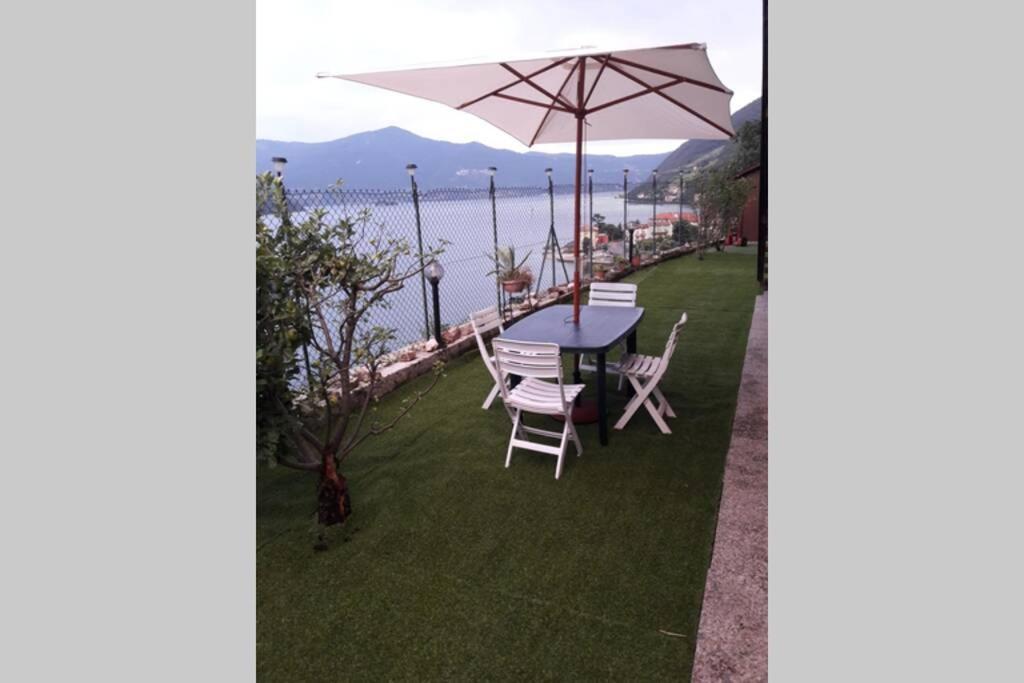 Appartamento Sul Lago D'Iseo Tavernola Bergamasca Ngoại thất bức ảnh